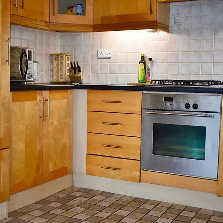 Cosy And Bright 3 Bedroom House In Central * 더블린