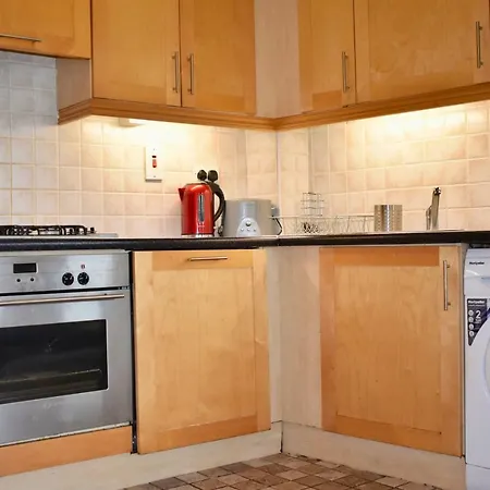 Cosy And Bright 3 Bedroom House In Central Dublin